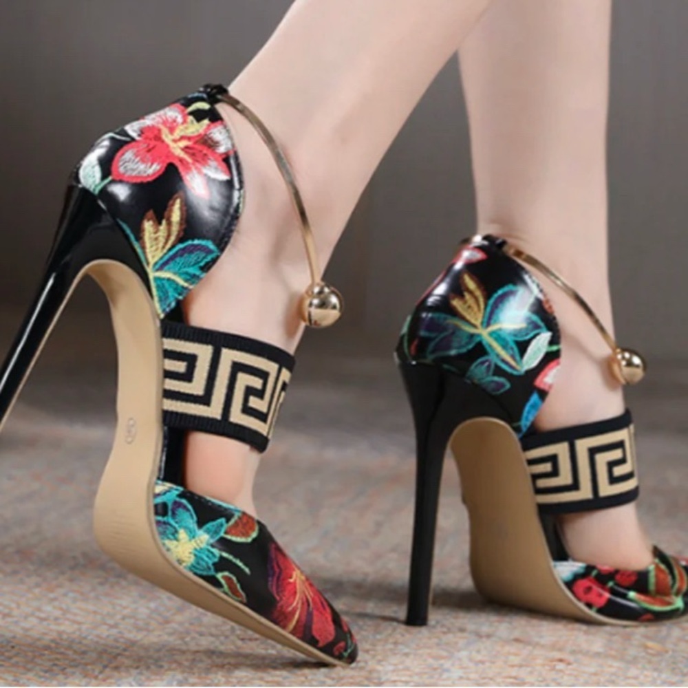 Black and Red High Heeled Sandals with Stiletto Design and Geometric Pat…